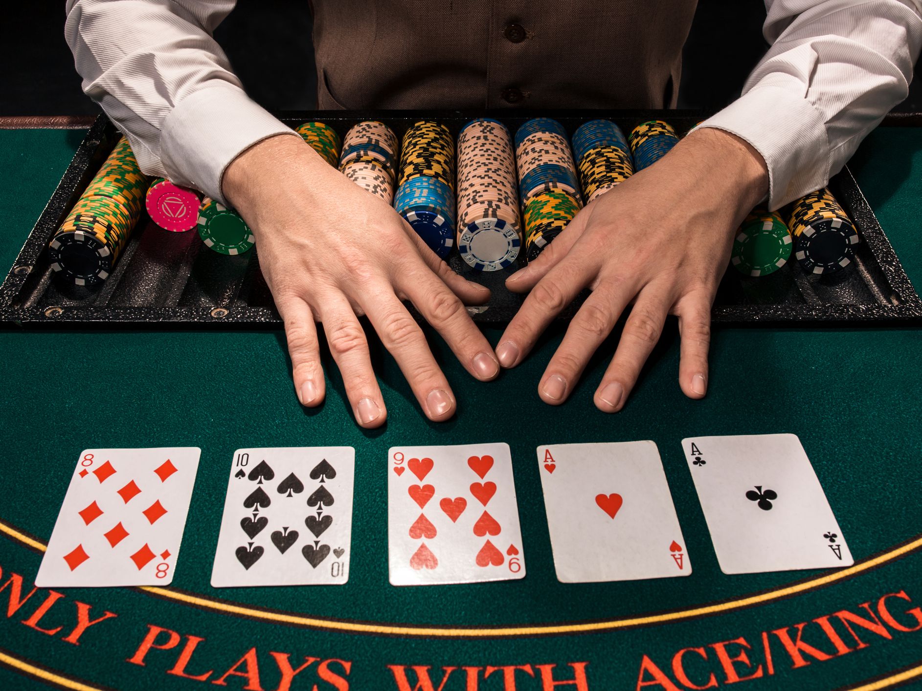 What needs to be prepared before getting into the poker table3 - What needs to be prepared before getting into the poker table